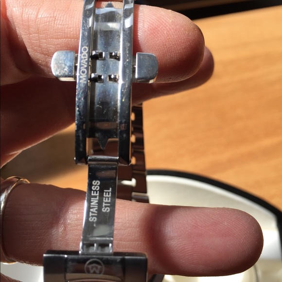 Movado classic slim profile unisex - Picture 4 of 11